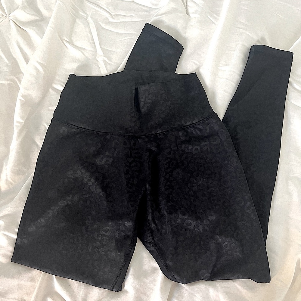 EUC Small Buffbunny Black Leopard Rebel Leggings